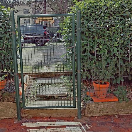 דירות פירנצה La Piccola Oasi Con Parcheggio מראה חיצוני תמונה