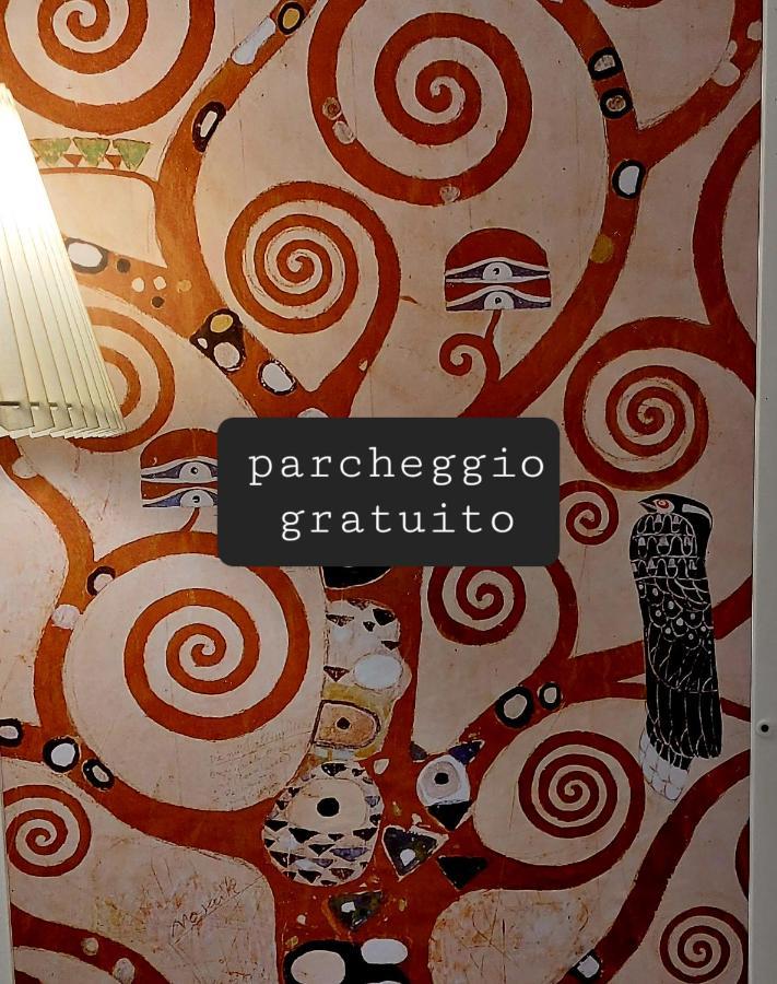 דירות פירנצה La Piccola Oasi Con Parcheggio מראה חיצוני תמונה